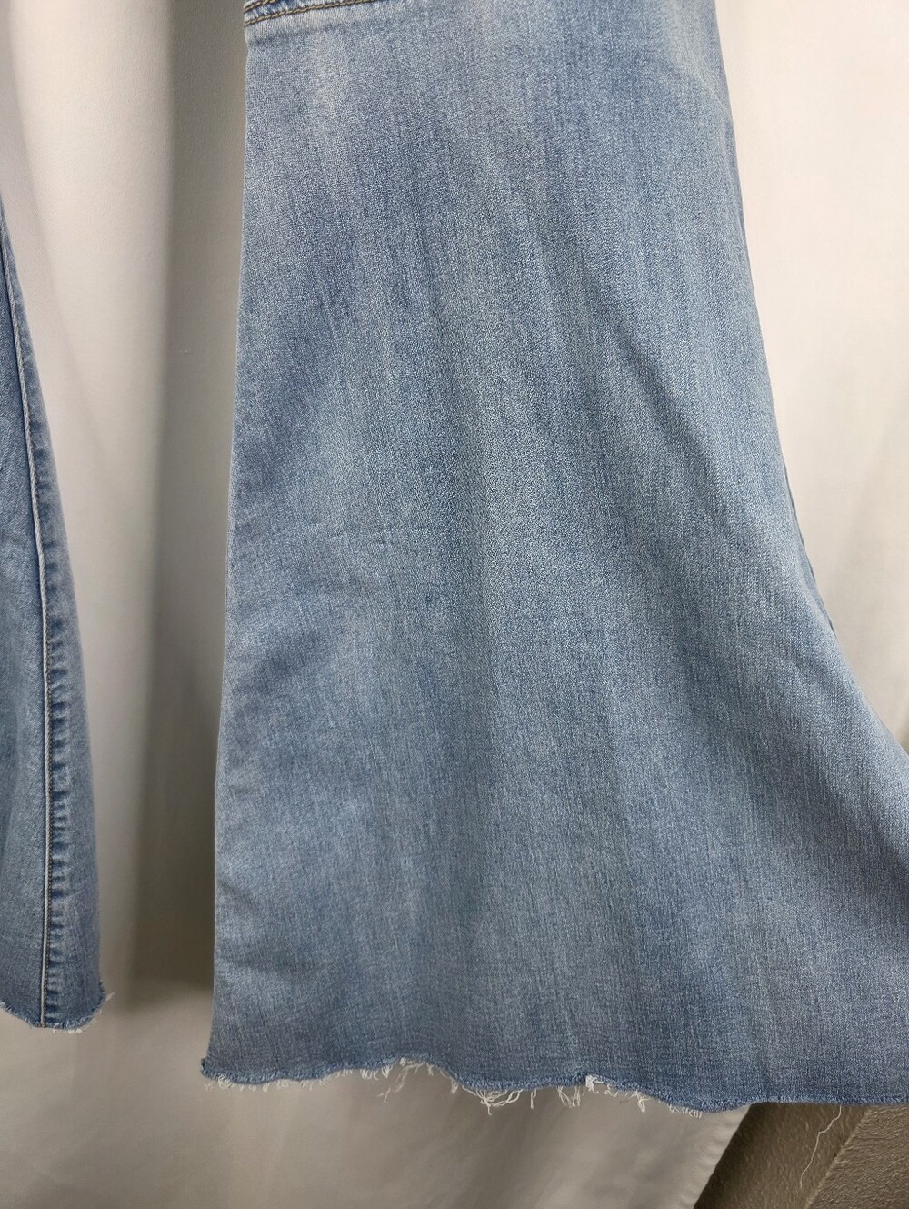 FREE PEOPLE Size 27 Just Float On Flare Jeans Bell Bottoms RAW Hem High Waist - Picture 12 of 16